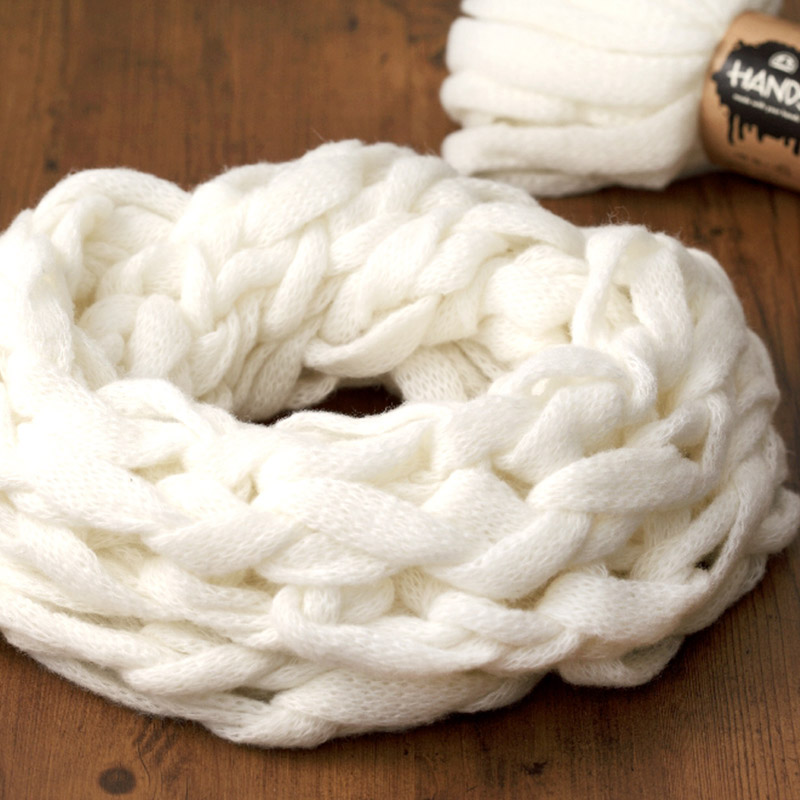 アームニッティング（腕編み）でスヌードを編もう♪