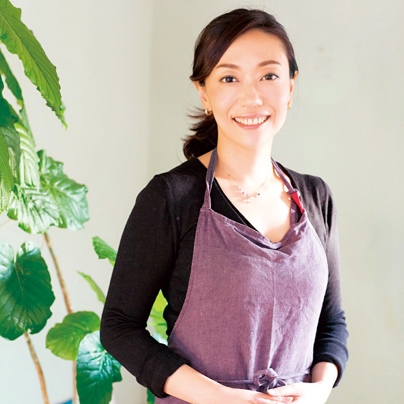 若山曜子さんに習うヨーグルトのお菓子　リッチヨーグルトレアチーズケーキ＆ヨーグルトバーク