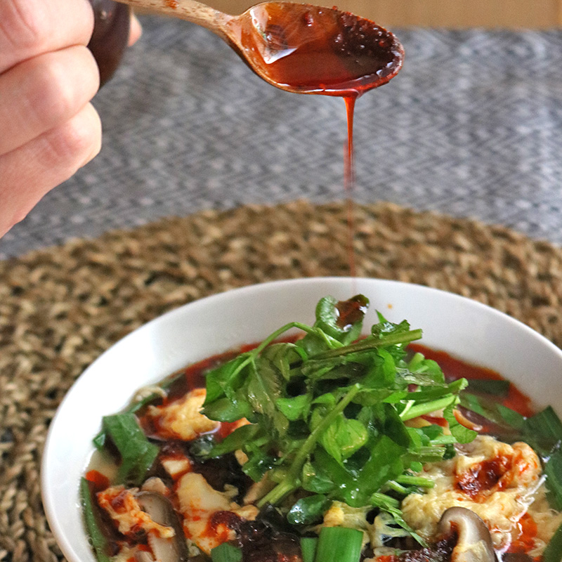 自家製うま辛ラー油で、人気の酸辣湯麺（サンランターメン）を作ろう！