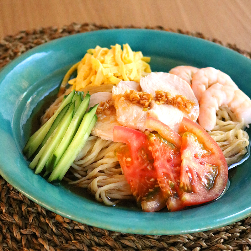 中華の卵麺を手作り！　しっとり鶏胸肉の極上冷やし中華