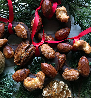 青山翠さんのクリスマスのスイーツボックス～フランス生まれのキャラメルナッツとお菓子～