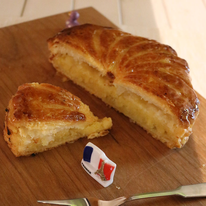 フランスの伝統菓子　ガレット・デ・ロワに挑戦