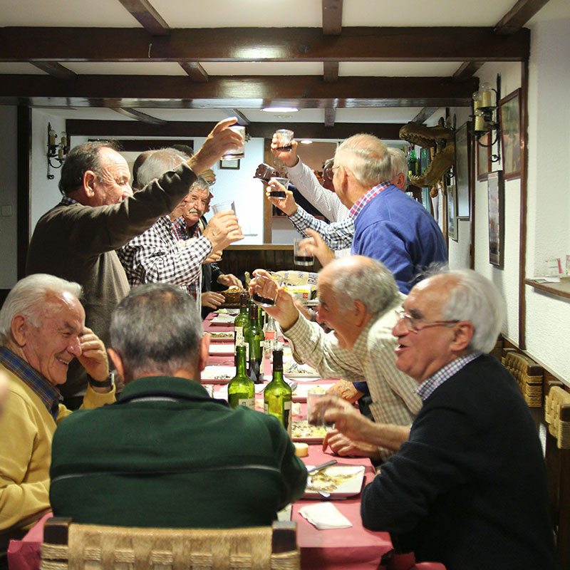 コトラボ×美食倶楽部 vol.5　丸山久美さんのバスク料理を囲んで、リアル美食倶楽部の雰囲気を満喫！