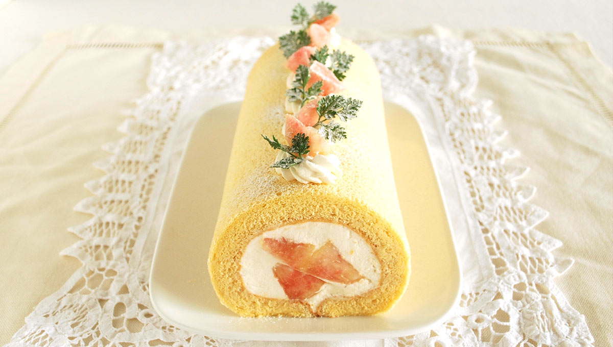 下迫綾美さんの～ぜいたく桃のシフォンロールケーキ～