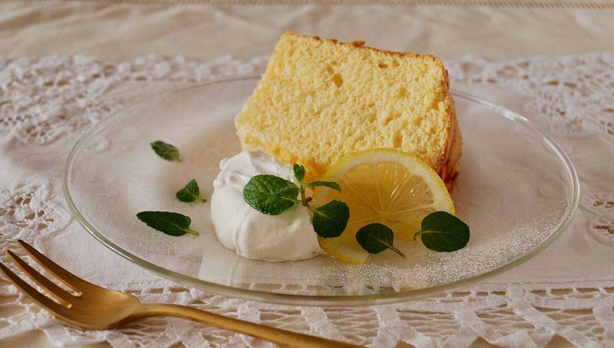 下迫綾美さんのレモンヨーグルトシフォンケーキ～２種のシフォンの食べ比べつき～