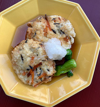 藤野嘉子さんの基本の和食レッスン　～ひりょうずとアスパラ、わかめの初夏の煮もの～