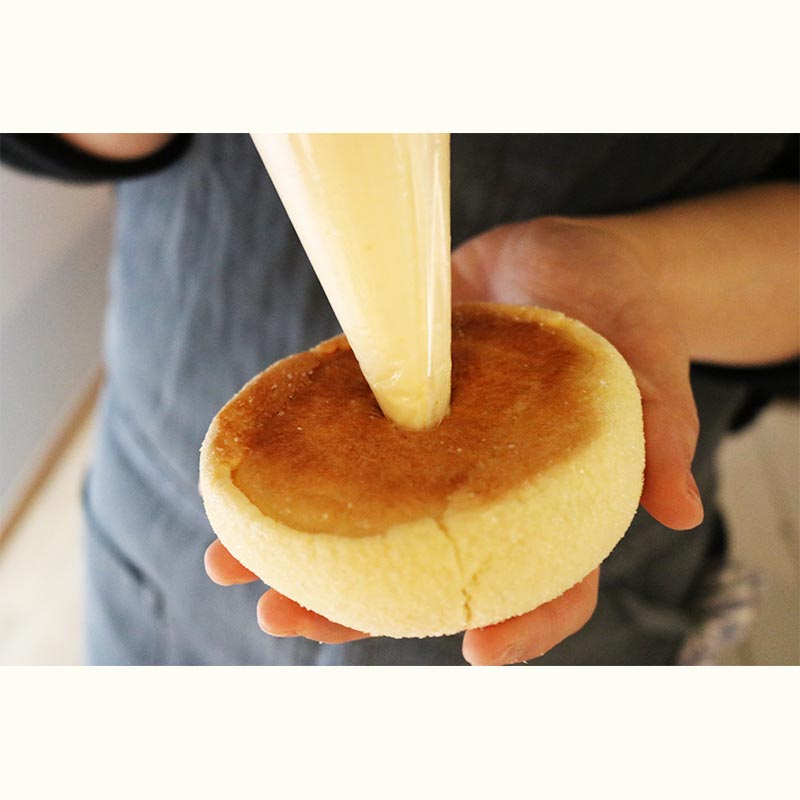 罪な組み合わせ♪　さわやかヨーグルトクリーム入りメロンパン