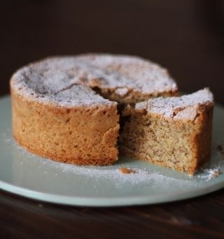 un pur...飯塚有紀子さんのヘーゼルナッツケーキ＆セミフレッド