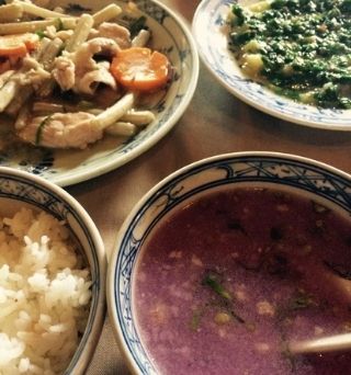 【Zoomライブ講座】桑折敦子さんの世界のスープ～ベトナムで出会った山芋スープとベトナムごはん～
