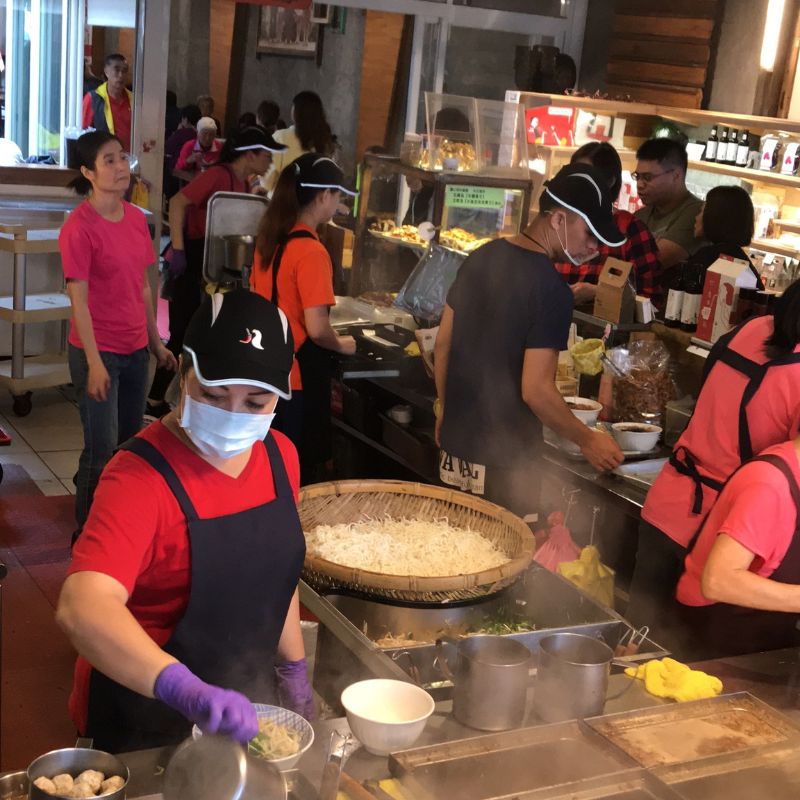 りてこさんに教わる台湾家庭料理～葱油拌麺～