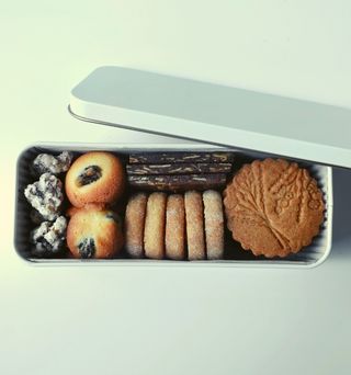 加藤里名さんに教わる　5種のクッキー缶
