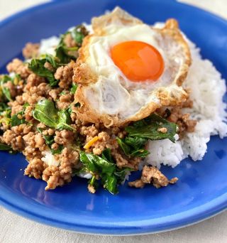 『Tit Cai Thaifood』長澤 恵さんのやみつきになるタイ料理の世界　屋台で食べる本場の「ガパオライス」