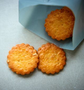 加藤里名さんに教わる　4種のおつまみクッキーアソート