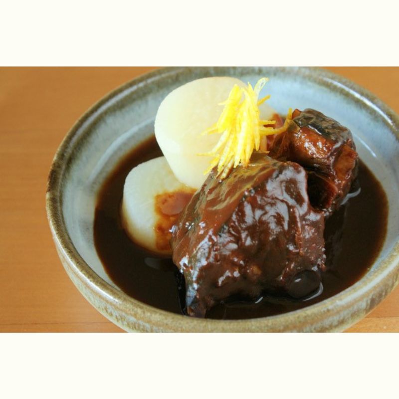 石井傳十郎さんの素材の持ち味をいかす和食「鯛めし」