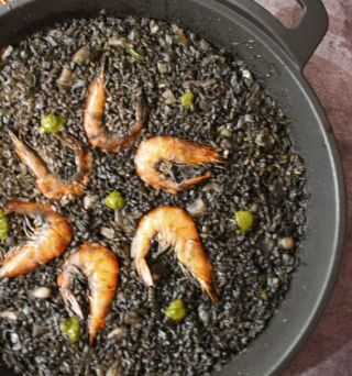 古田エチャニスふみさんの世界のおもてなし料理～パエリアとフムスボード～