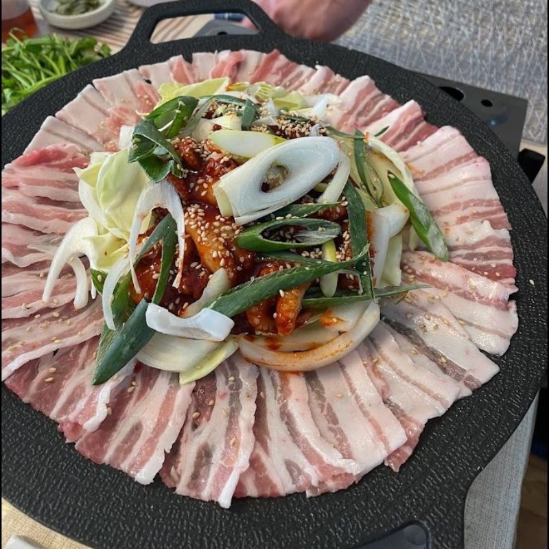 キム・ヨンジョンさんといっしょに味わいつくそう！ 本場の韓国料理 「えごまキムチ」を作って、お持ち帰り♪