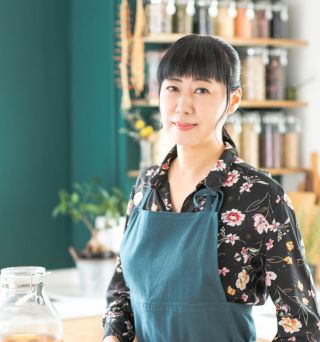 オザワエイコさんの発酵調味料レッスン「発酵中華だし麹＆豆板醤」を作ろう！