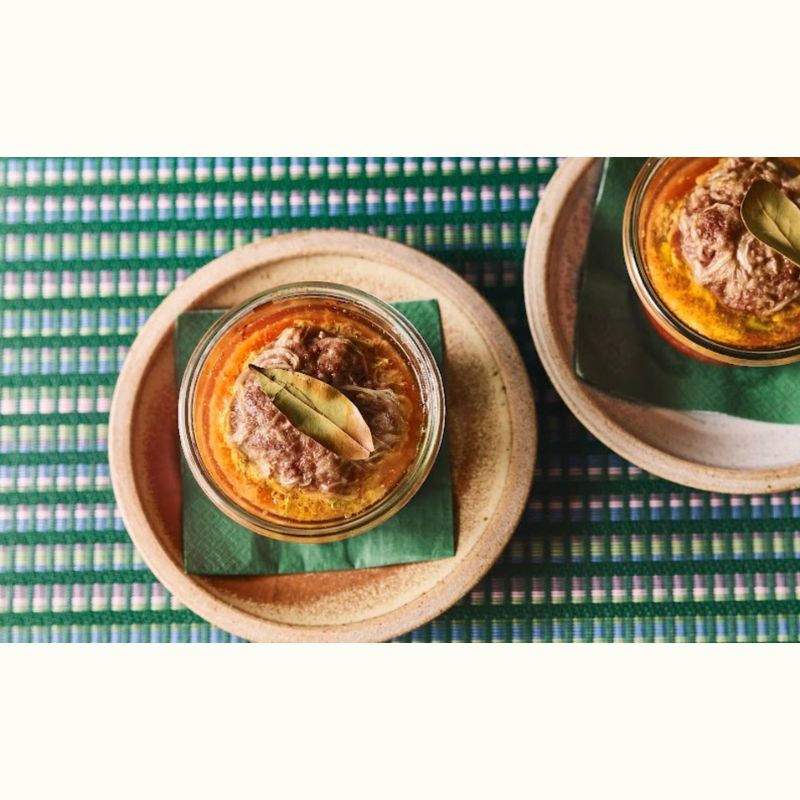 『WECK Cook Book』特別講座　渡辺麻紀さんに教わるWECK活用術～トマト煮込みハンバーグ～