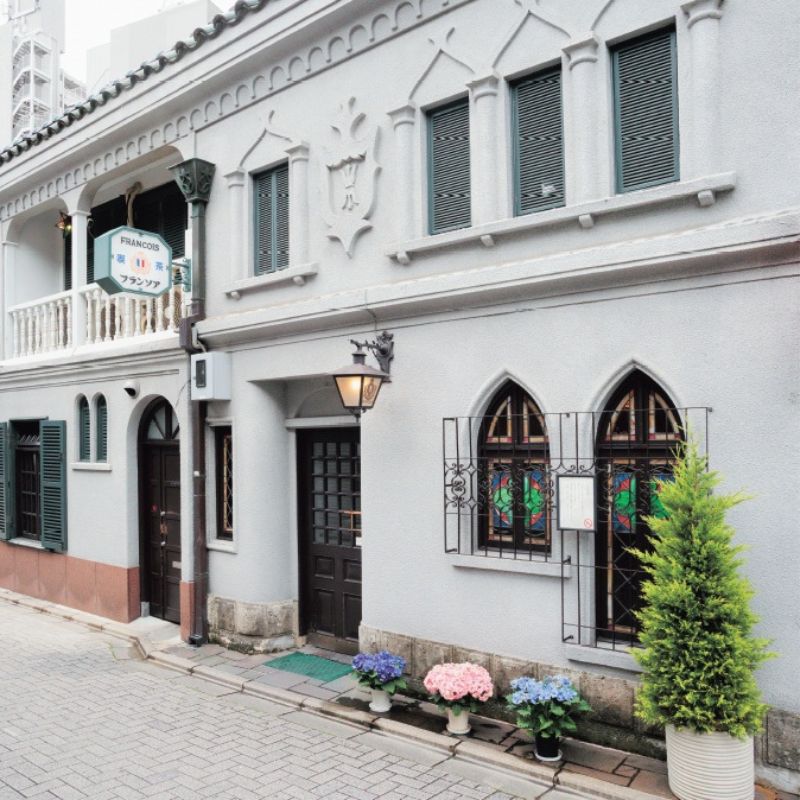 【新刊本つき特別イベント】甲斐みのりさん 『愛しの京都〈純喫茶〉』発売記念トークショー＆サイン会　～ケーキとコーヒーとともに～