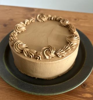 クラシカルなスイーツを楽しむ♪～モカバタークリームケーキ～