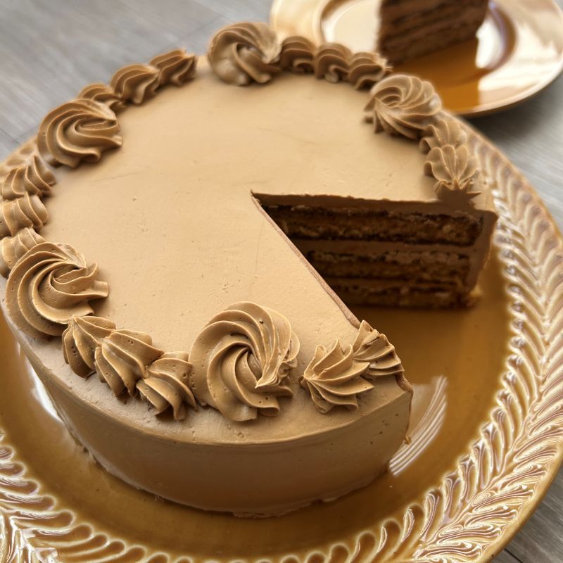 クラシカルなスイーツを楽しむ♪～モカバタークリームケーキ～