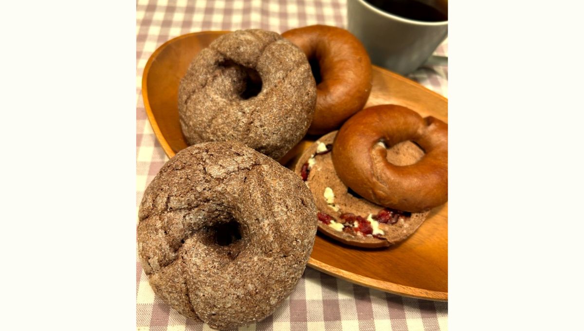 『HIGU BAGEL ＆ CAFE』樋口さんによる2種のベーグル　「ショコラメロンパンベーグル」と「クランベリー＆ホワイトチョコベーグル」を作って、お持ち帰り♪