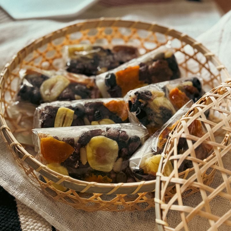 正木炫朱さんに習う韓国伝統菓子～栄養餅とくるみジョンガ