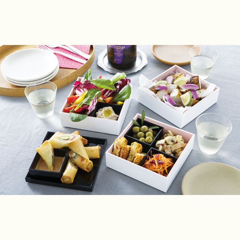 小ぶりな三段重つき！　鈴木薫さんの春を感じる、お花見会席～ワインとともに～