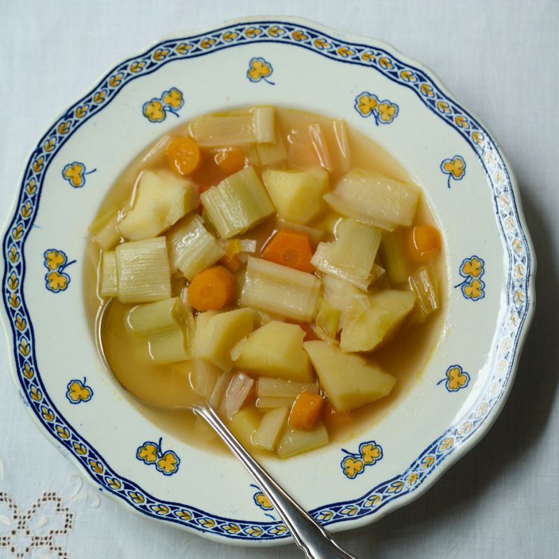 丸山久美さんに習うバスク地方の家庭料理とスイーツ 「バスクチーズケーキ」を作って、お持ち帰り♪