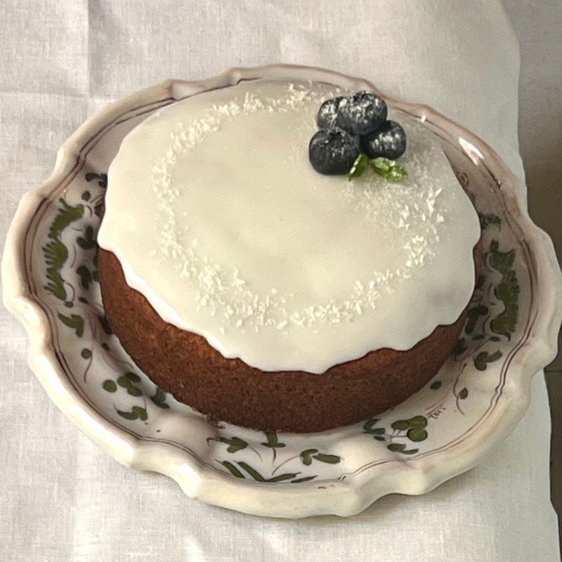 【Zoomライブ講座】Lazy Daisy Bakeryのイギリス菓子～ブルーベリーココナッツケーキ～