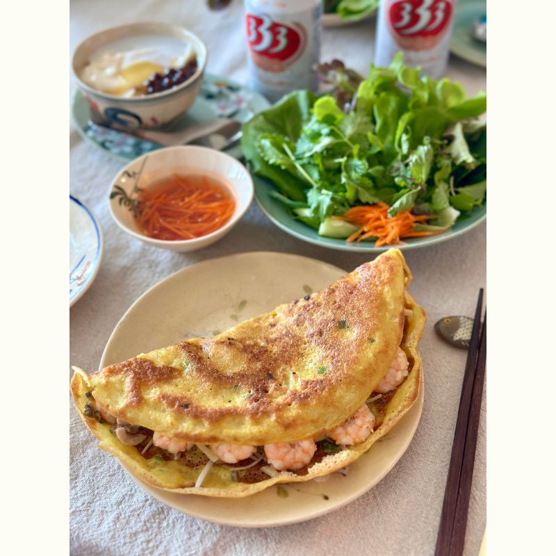 ベトナム料理研究家・ニアさんに教わる本場の味 「ベトナム風チキンカレー＆バインミー」と「バインセオ」