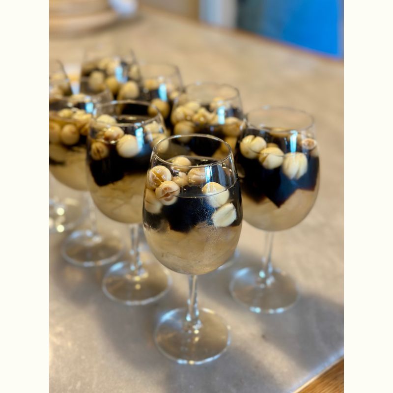 ベトナム料理研究家・ニアさんに教わる本場の味 「ベトナム風チキンカレー＆バインミー」と「バインセオ」