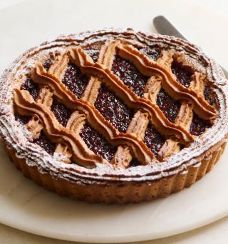 加藤里名さんに教わる　旬のフルーツのお菓子Vol.3 「リンツァートルテ」＆「リュネット」