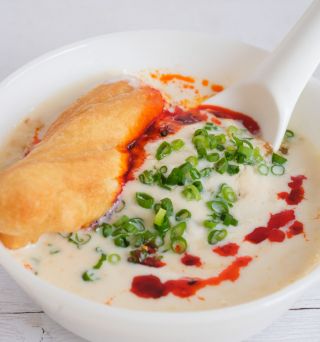 オザワエイコさんの発酵調味料レッスン 夏を乗り切る「発酵麻辣醤」と台湾ごはん＆揚げパン